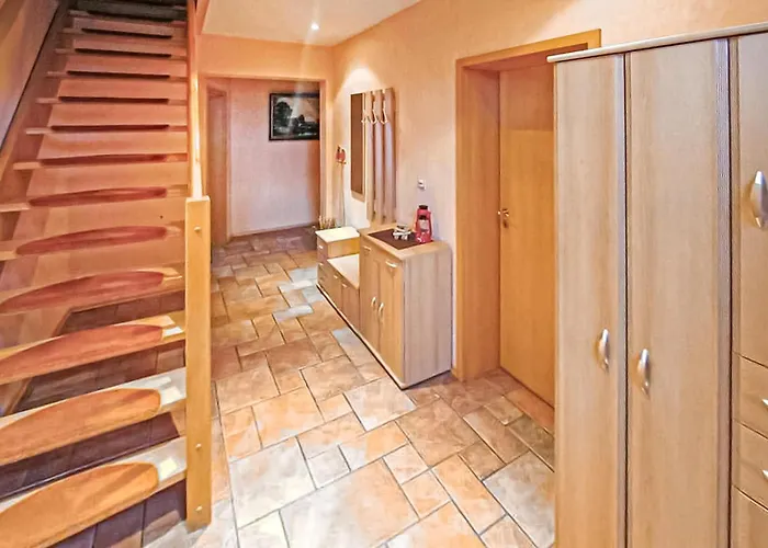 Zirtow アパート ミロー